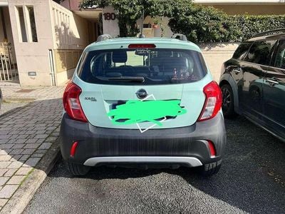 Usata Opel Karl Rocks 73 CV (53 kW) 2018 Verde Utilitaria