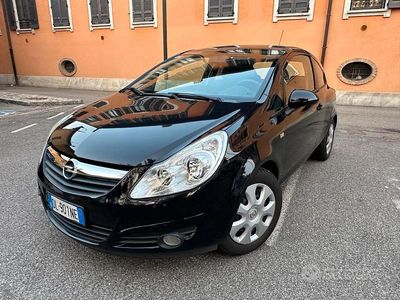 Usata Opel Corsa 80 CV (58 kW) 2008 Nero Coupé