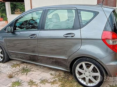 Usata Mercedes A180 Avantgarde 2009 Grigio Berlina