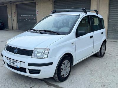Usata Fiat Panda Active 54 CV (39 kW) 2006 Bianco Utilitaria