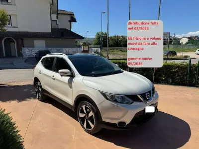 Usata Nissan Qashqai N-Connecta 110 CV (80 kW) 2017 Bianco SUV