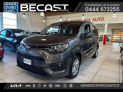 Usata Toyota Proace Verso City 101 CV (74 kW) 2022 Grigio scuro metallizzato Station wagon