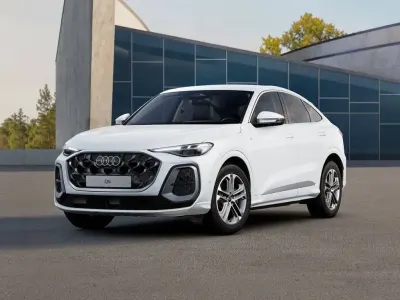 Nuova Audi Q5 Sportback S-Line 204 CV (150 kW) 2026 Bianco ghiacciaio metallizzato SUV