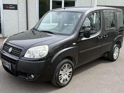Usata Fiat Doblò Active 84 CV (61 kW) 2007 Grigio Monovolume