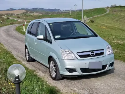 Usata Opel Meriva 105 CV (77 kW) 2009 Monovolume