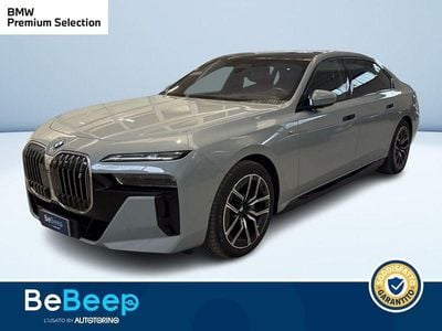 Usata BMW i7 M Sport 400 kW (544 CV) 2024 Grigio Berlina