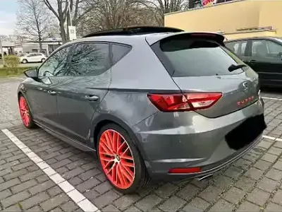 Käytetty Seat Leon ST 290 HP (213 kW) 2016 Harmaa Farmari