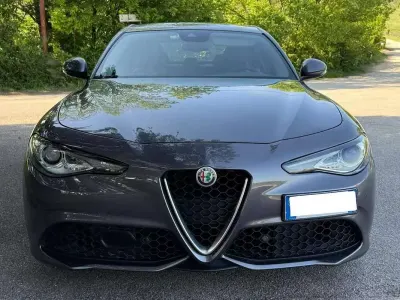 Usata Alfa Romeo Giulia Veloce 211 CV (155 kW) 2017 Grigio Berlina