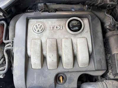 Usata VW Golf IV Comfortline 110 CV (80 kW) 2005 Berlina