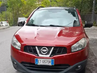 Usata Nissan Qashqai N-TEC 117 CV (86 kW) 2013 Rosso SUV