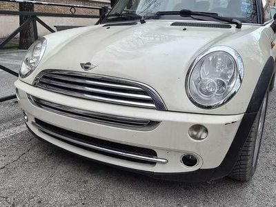 Usata Mini Cooper 116 CV (85 kW) 2004 Beige Utilitaria