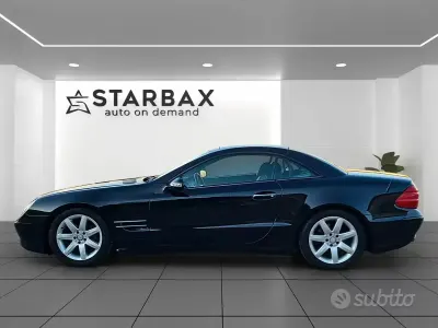 Usata Mercedes SL350 245 CV (180 kW) 2003 Nero Cabrio