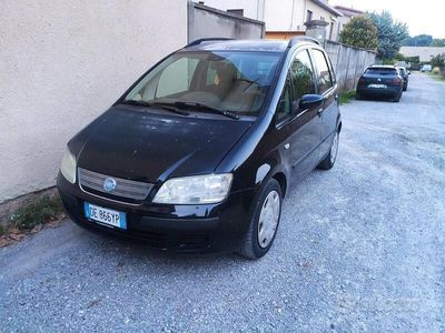 usata Fiat Idea 1.4 16V Dynamic Autocarro