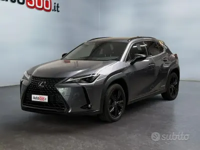 Usata Lexus UX 250h 145 CV (106 kW) 2022 Grigio SUV