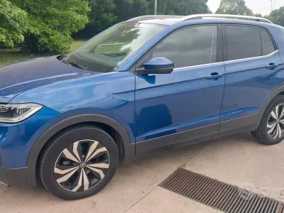Usata VW T-Cross Advance 110 CV (80 kW) 2023 Bluazzurro SUV