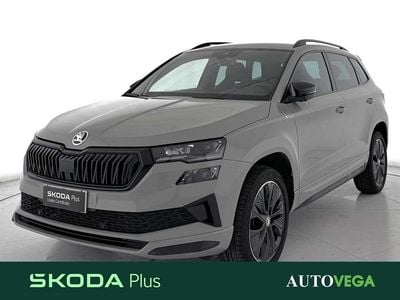 Usata Skoda Karoq SportLine 150 CV (110 kW) 2022 Grigio pastello SUV