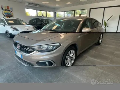 Usata Fiat Tipo Business 120 CV (88 kW) 2020 Marrone Berlina
