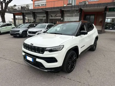 Usata Jeep Compass Summit 131 CV (96 kW) 2024 Bianco SUV