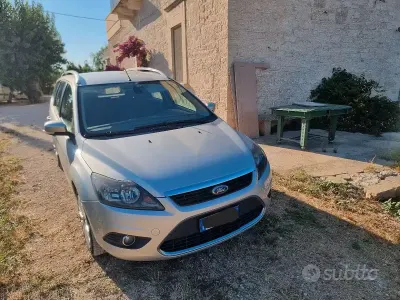 Usata Ford Focus 109 CV (80 kW) 2009 Grigio Station wagon