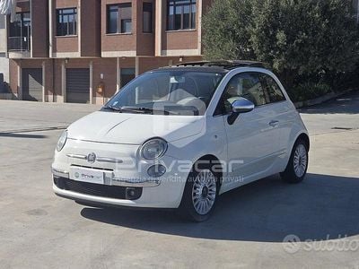 Usata Fiat 500 Lounge 69 CV (50 kW) 2007 Bianco Utilitaria