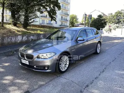 Usata BMW 520 Luxury Line 190 CV (139 kW) 2017 Grigio Station wagon