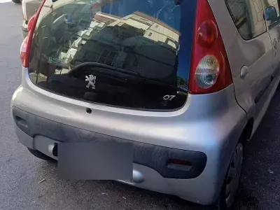 Usata Peugeot 107 68 CV (50 kW) 2008 Giallo Utilitaria