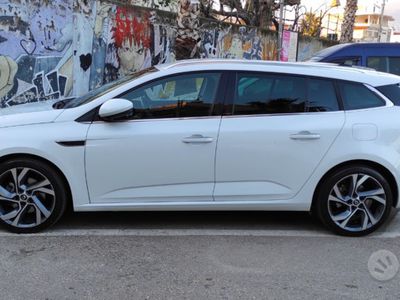 usata Renault Mégane IV Mégane Plug-in Hybrid E-TECH 160 R.S. Line