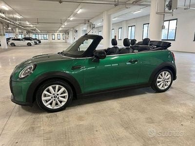 Verde Usata 2023 Mini Cooper Cabriolet Classic Cabrio | 24.500 € (Ottimo prezzo)