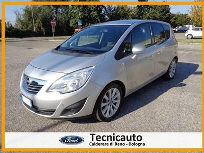 Usata Opel Meriva 120 CV (88 kW) 2010 Argento Monovolume