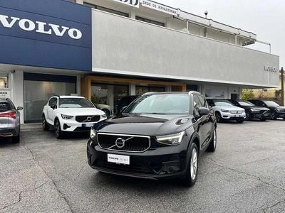 Nero Usata 2022 Volvo XC40 Core SUV | 29.900 € (Buon prezzo)