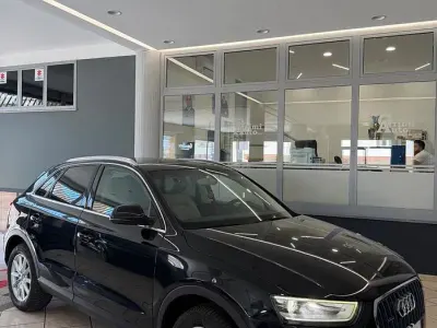 Usata Audi Q3 Advanced Plus 140 CV (102 kW) 2013 Nero SUV