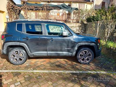 Usata Jeep Renegade Limited 140 CV (102 kW) 2016 Nero SUV