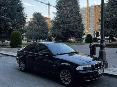 Usata BMW 318 Efficient Dynamics 118 CV (86 kW) 1998 Berlina