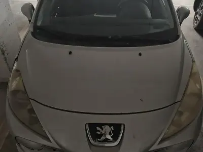 Usata Peugeot 207 95 CV (69 kW) 2009 Grigio Berlina