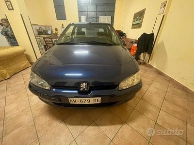 Blu Usata 1998 Peugeot 106 Utilitaria | 2700 €