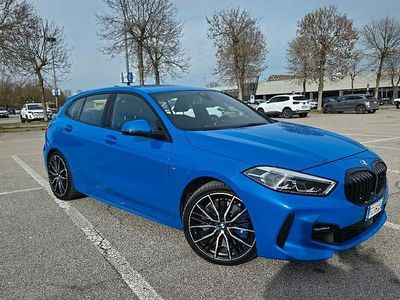 Usata BMW 120 M Sport 190 CV (139 kW) 2020 Blu Utilitaria