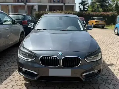 Usata BMW 116 116 CV (85 kW) 2018 Grigio Utilitaria