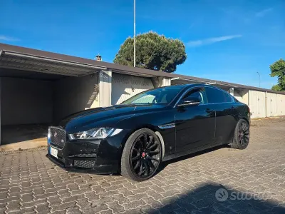 Usata Jaguar XE 180 CV (132 kW) 2018 Berlina