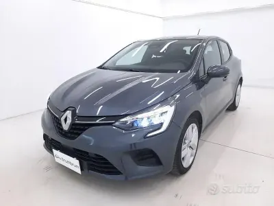 Gebraucht Renault Clio V Business 91 PS (66 kW) 2021 Grau Limousine