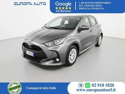 Usata Toyota Yaris Active 72 CV (52 kW) 2023 Grigio Utilitaria