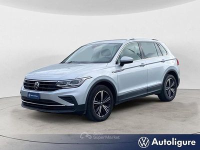 Usata VW Tiguan Life 122 CV (89 kW) 2023 Argento SUV