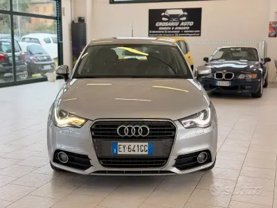 Käytetty Audi A1 Ambition 86 HP (63 kW) 2015 Harmaa Viistoperä
