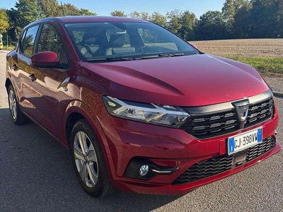 Rosso Usata 2022 Dacia Sandero Comfort Berlina | 10.799 € (Buon prezzo)