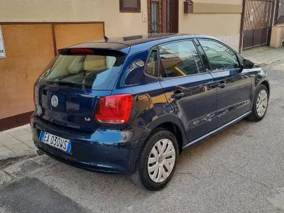 Usata VW Polo 85 CV (62 kW) 2010 Blu Utilitaria