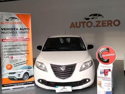 Usata Lancia Ypsilon Gold 95 CV (69 kW) 2012 Bianco Utilitaria
