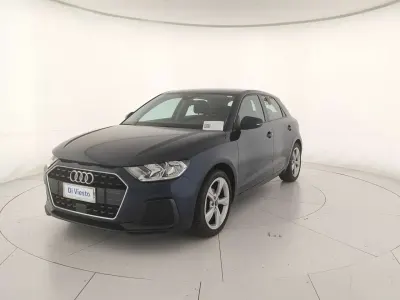 Usata Audi A1 Sportback Admired 95 CV (69 kW) 2024 Blu navarra metallizzato Utilitaria