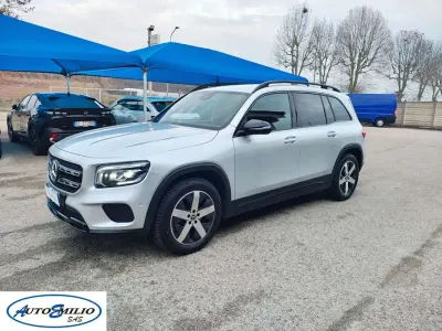 Usata Mercedes GLB200 150 CV (110 kW) 2022 Argento SUV
