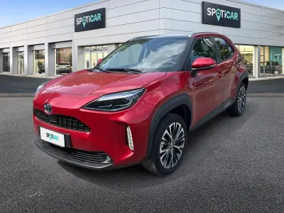 Usata Toyota Yaris Lounge 116 CV (85 kW) 2022 Rosso Utilitaria