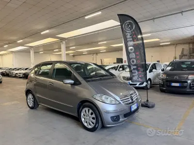 Usata Mercedes A150 Elegance 95 CV (69 kW) 2008 Grigio Berlina