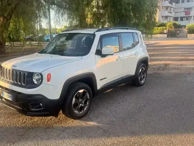 Usata Jeep Renegade 120 CV (88 kW) 2016 Bianco SUV